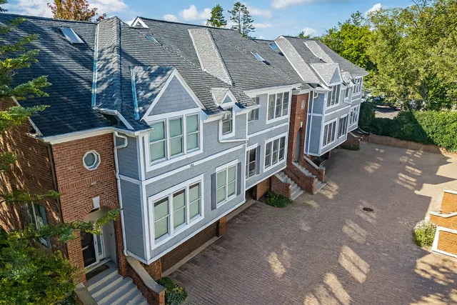 $1,050,000 | 28 South Clay Street, Hinsdale, IL 60521