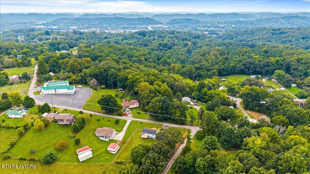 403 Foley Hill Road Clinton, TN 37716 - Photo 8 of 42 08-403 Foley Hill Rd