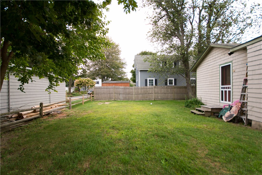 177 Riverside Street Portsmouth, RI 02871 - Photo 19 of 23 177 Riverside Street Portsmouth, RI