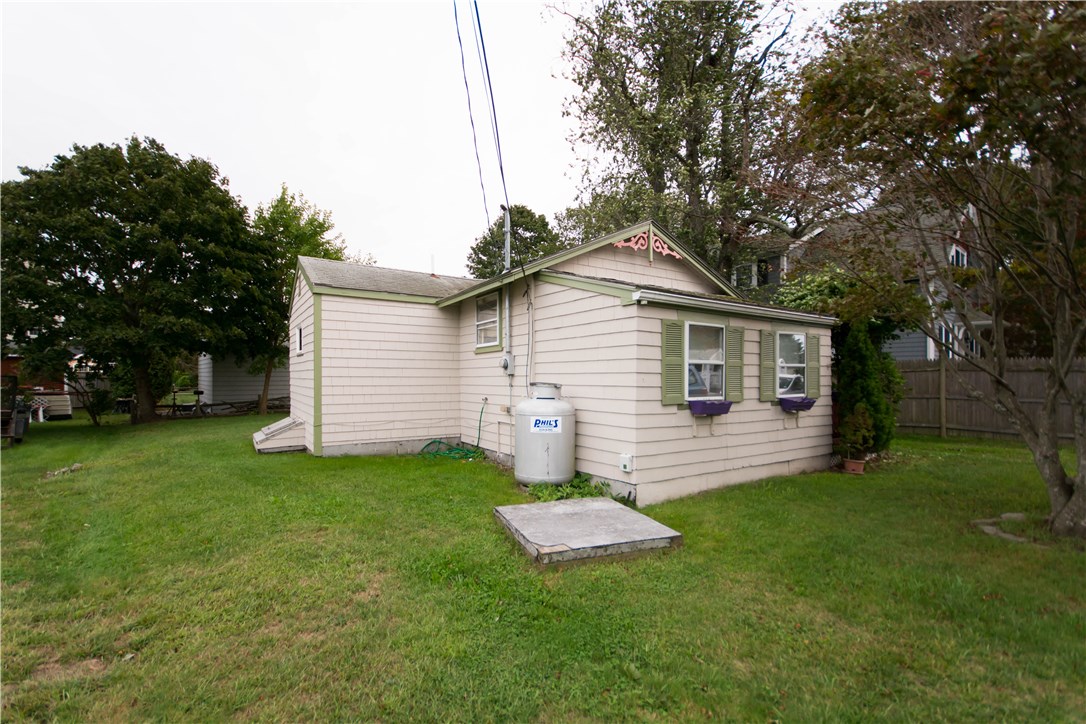 177 Riverside Street Portsmouth, RI 02871 - Photo 21 of 23 177 Riverside Street Portsmouth, RI