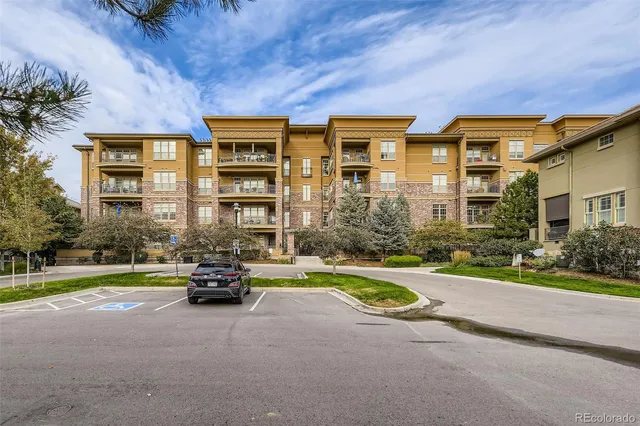 $2,495 | 7865 Vallagio Lane, Unit 206, Englewood, CO 80112