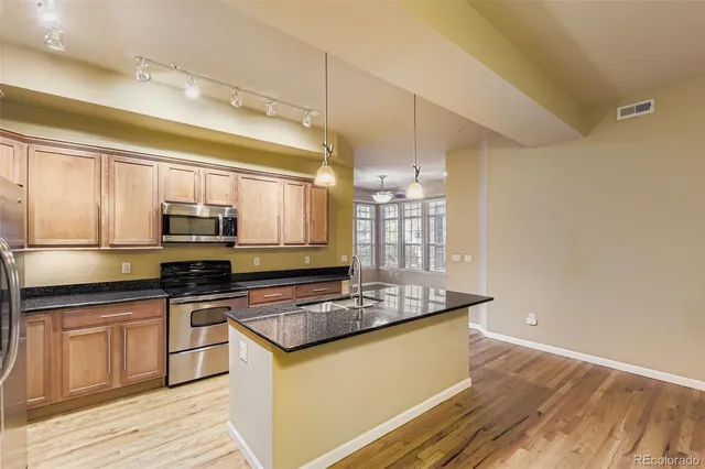 $2,495 | 7865 Vallagio Lane, Unit 206, Englewood, CO 80112