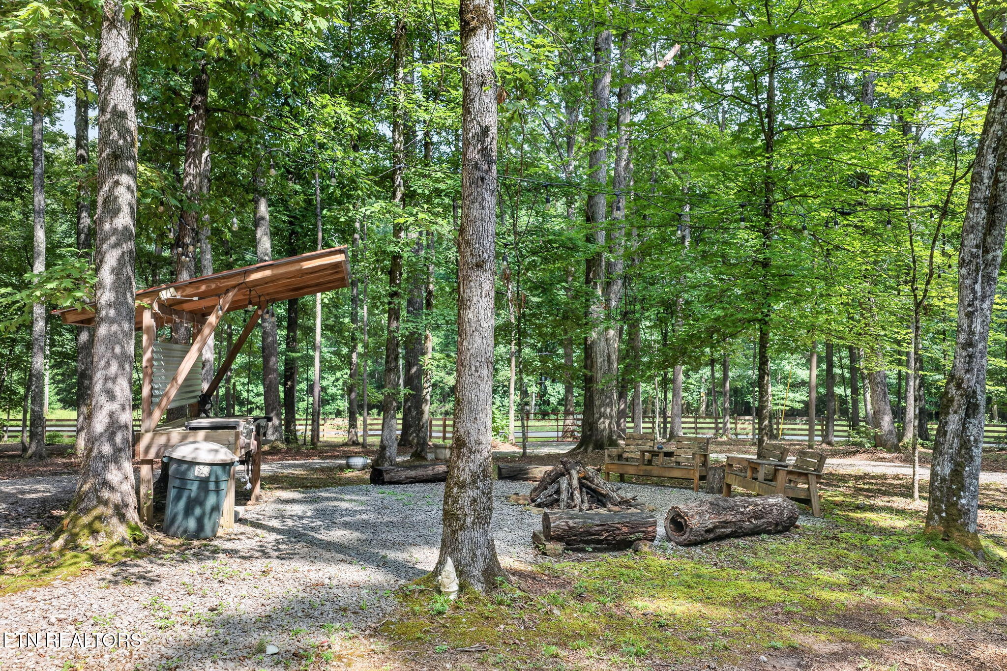 20-web-or-mls-4207 Chapel Hill Rd_091_TN