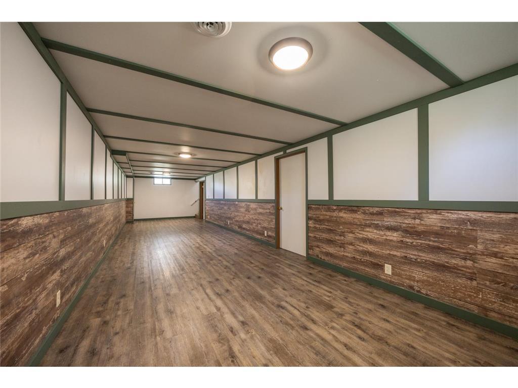 1605 4th Street Southwest Austin, MN 55912 - Photo 18 of 26