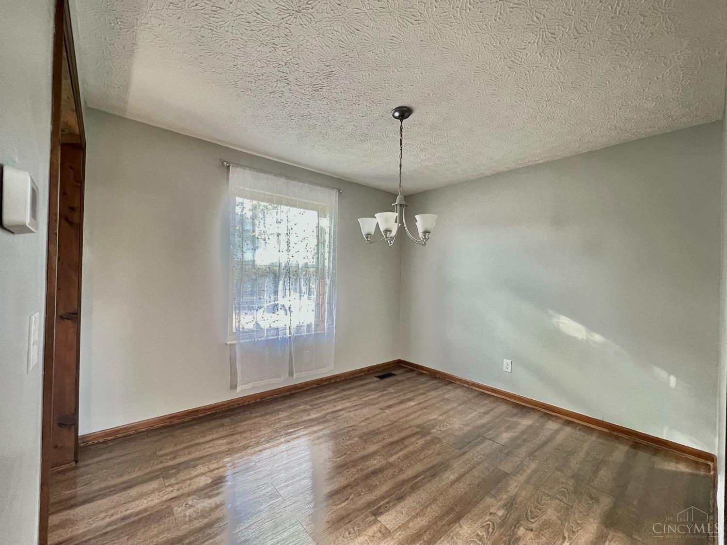 992 Boyle Road Hamilton, OH 45013 - Photo 6 of 34