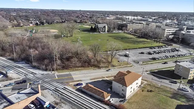 $225,000 | 4500 Rumsey Avenue, Unit 2N, Oak Lawn, IL 60453