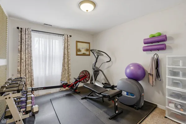 $247,000 | 329 Everett Avenue, Unit 2B, Crystal Lake, IL 60014