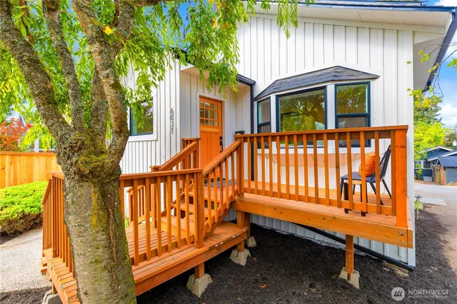 $1,149,850 | 6031 McKinley Place North, Seattle, WA 98103