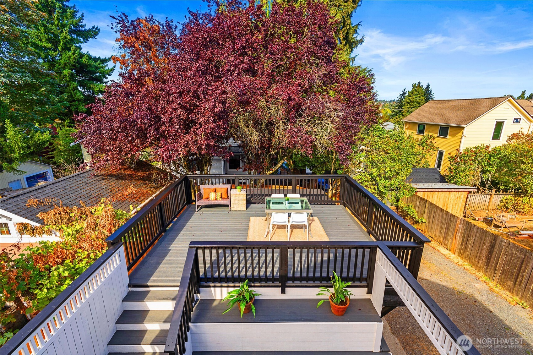 6031 McKinley Place North Seattle, WA 98103 - Photo 30 of 40 a view of balcony with furniture