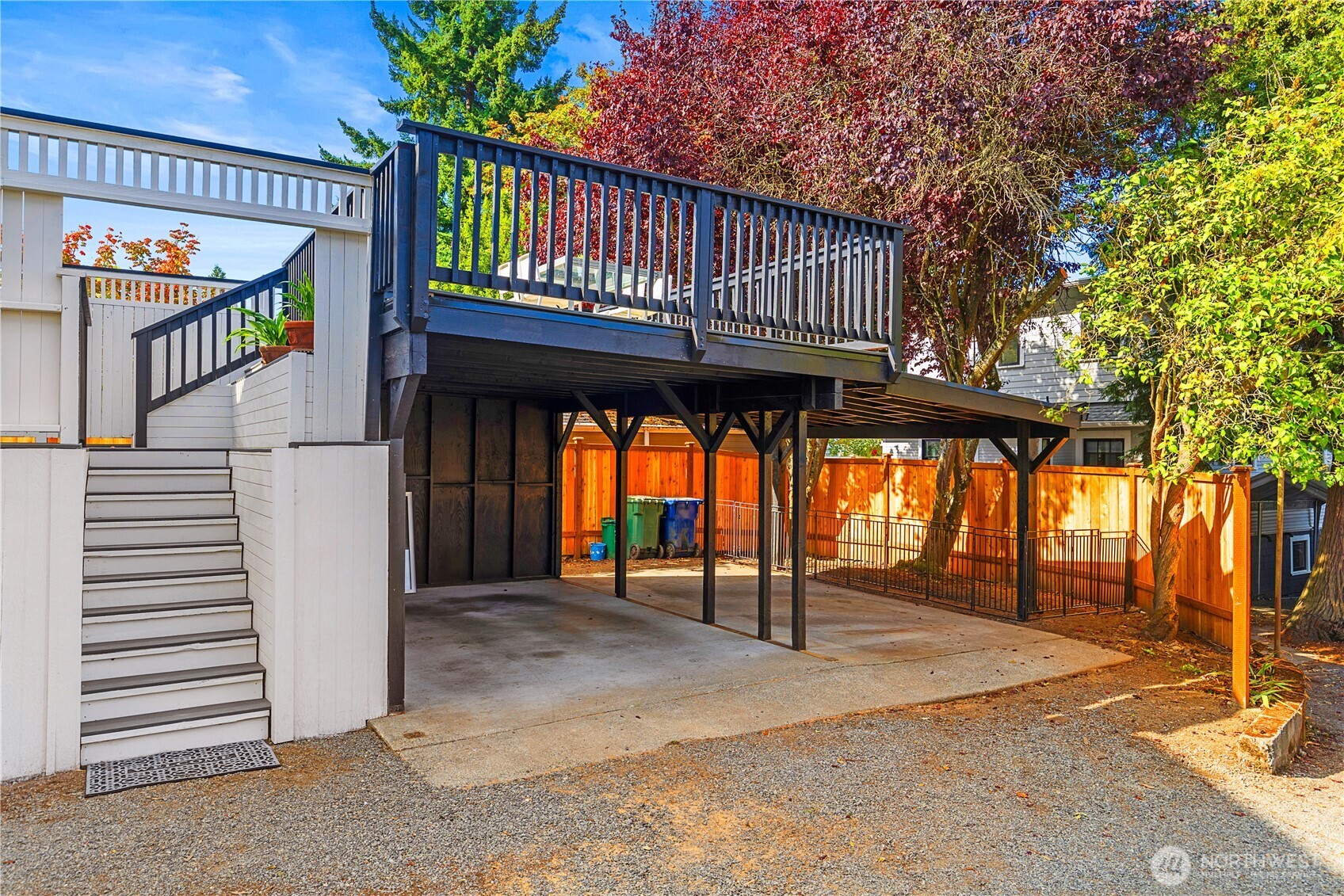 6031 McKinley Place North Seattle, WA 98103 - Photo 32 of 40 a view of under a patio
