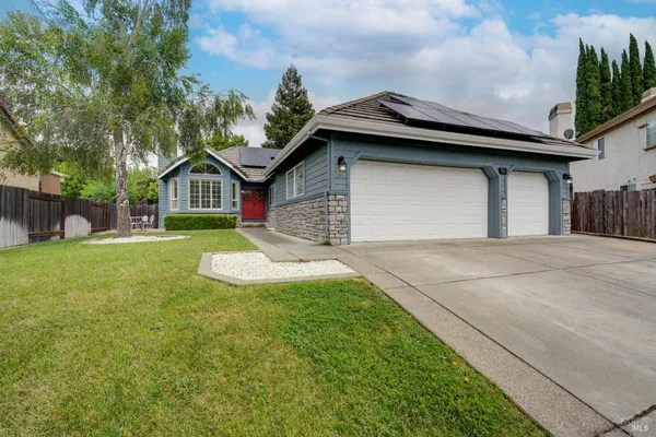 $749,000 | 961 Cedar Brook Lane, Vacaville, CA 95687