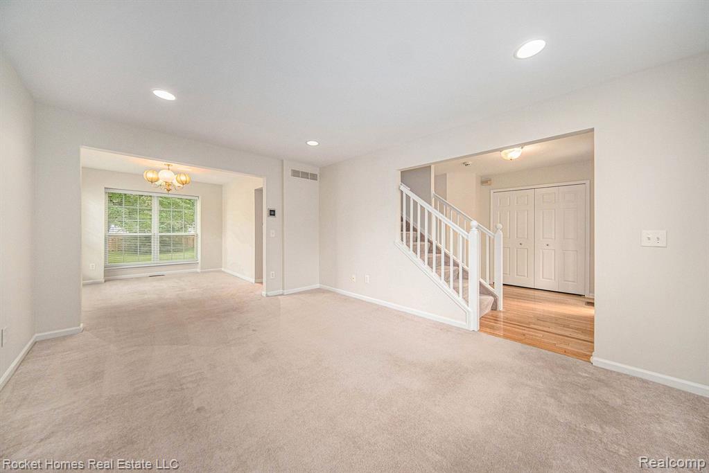 2851 Aspen Ridge Drive Ann Arbor, MI 48103 - Photo 4 of 29