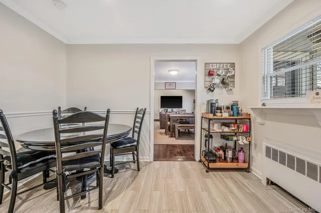 $625,000 | 792 Frankford Road, West Babylon, NY 11704