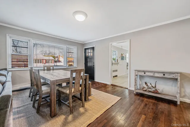 $625,000 | 792 Frankford Road, West Babylon, NY 11704