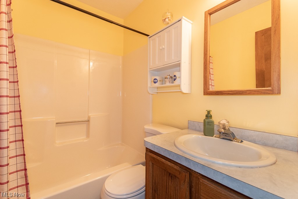 1435 Bennett Road Madison, OH 44057 - Photo 18 of 35