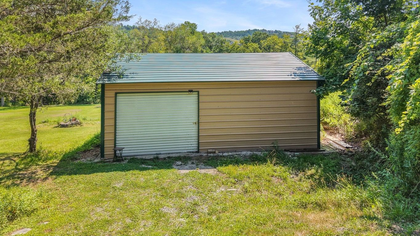 720 Oakdale Road Johnson City, NY 13790 - Photo 6 of 16