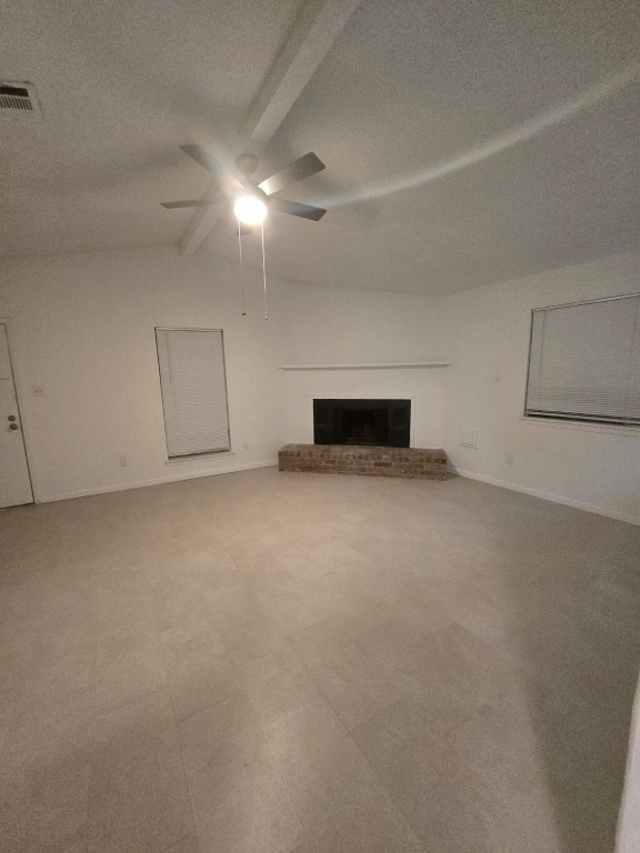 506 Corvette Lane Houston, TX 77060 - Photo 2 of 5 a view of a livingroom with an empty space