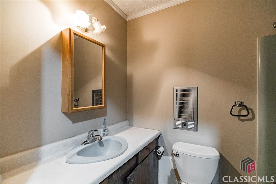 3328 Brockton Road Jefferson, GA 30549 - Photo 15 of 34