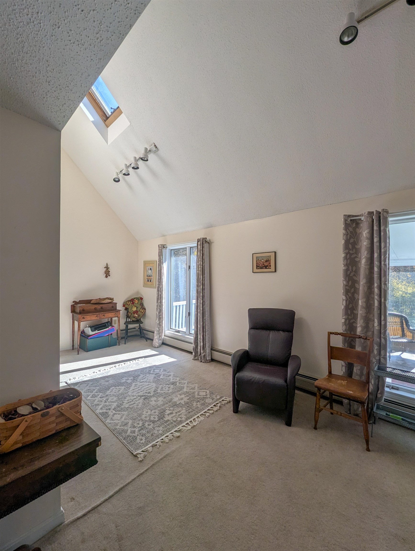 84 Old Jaffrey Road Peterborough, NH 03458 - Photo 11 of 29