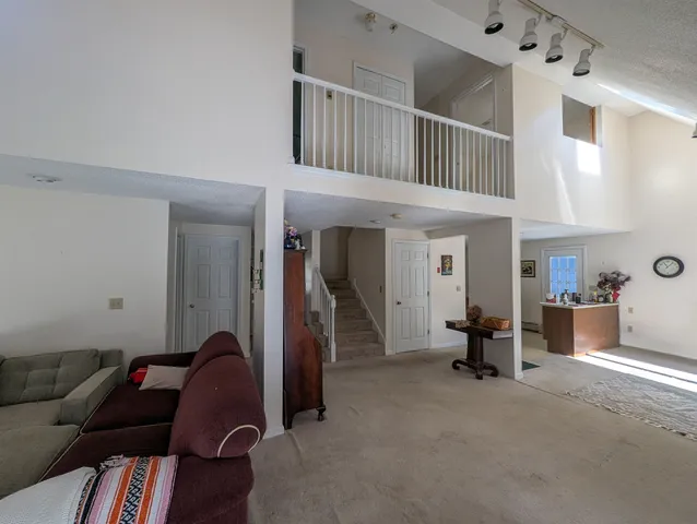 $750,000 | 84 Old Jaffrey Road, Peterborough, NH 03458