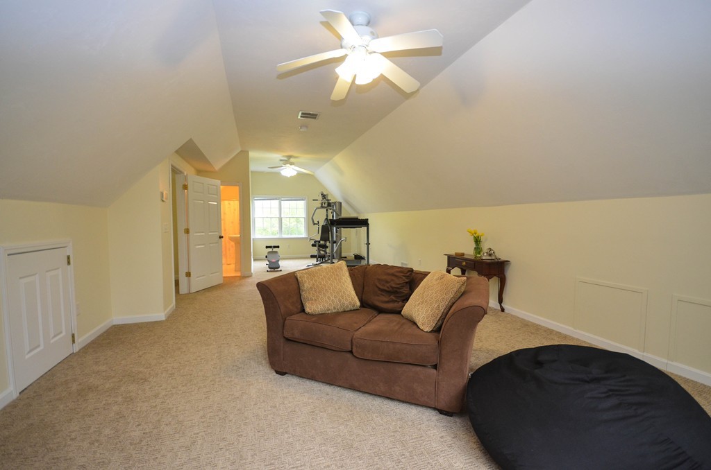 410 Boston Road Sutton, MA 01590 - Photo 19 of 30
