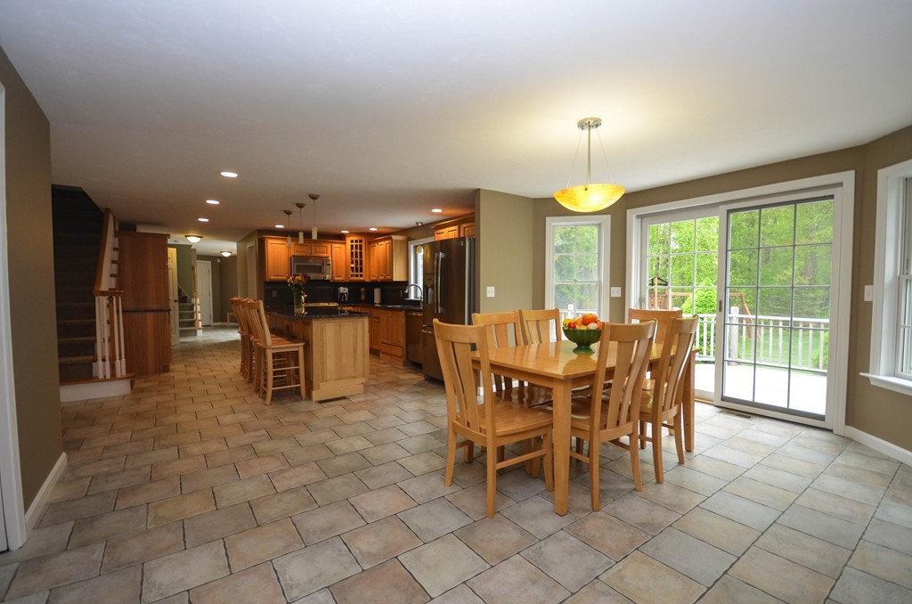 410 Boston Road Sutton, MA 01590 - Photo 8 of 30
