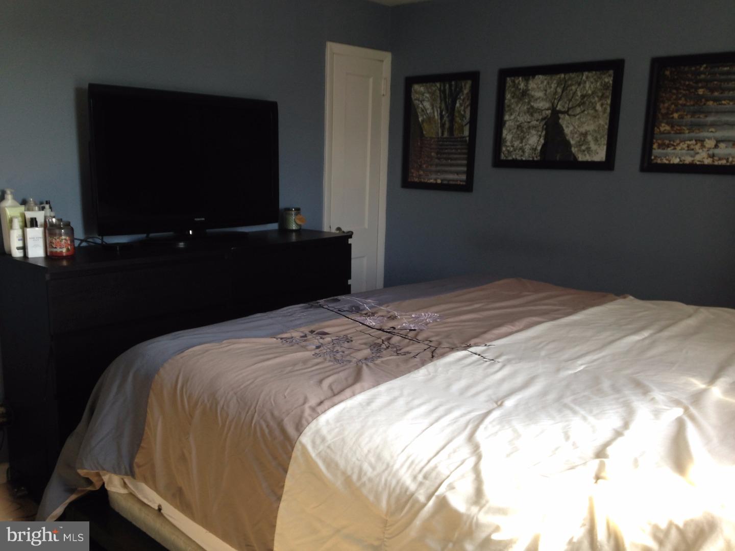3321 Decatur Street Philadelphia, PA 19136 - Photo 7 of 20 Bedroom - Main