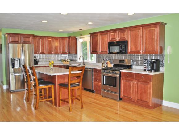 683 Bedford Road New Boston, NH 03070 - Photo 2 of 26