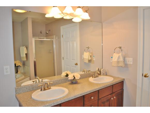 683 Bedford Road New Boston, NH 03070 - Photo 17 of 26