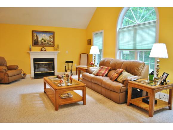 683 Bedford Road New Boston, NH 03070 - Photo 7 of 26