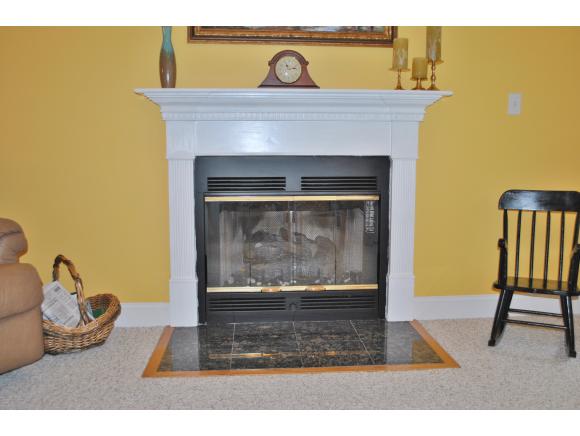 683 Bedford Road New Boston, NH 03070 - Photo 8 of 26