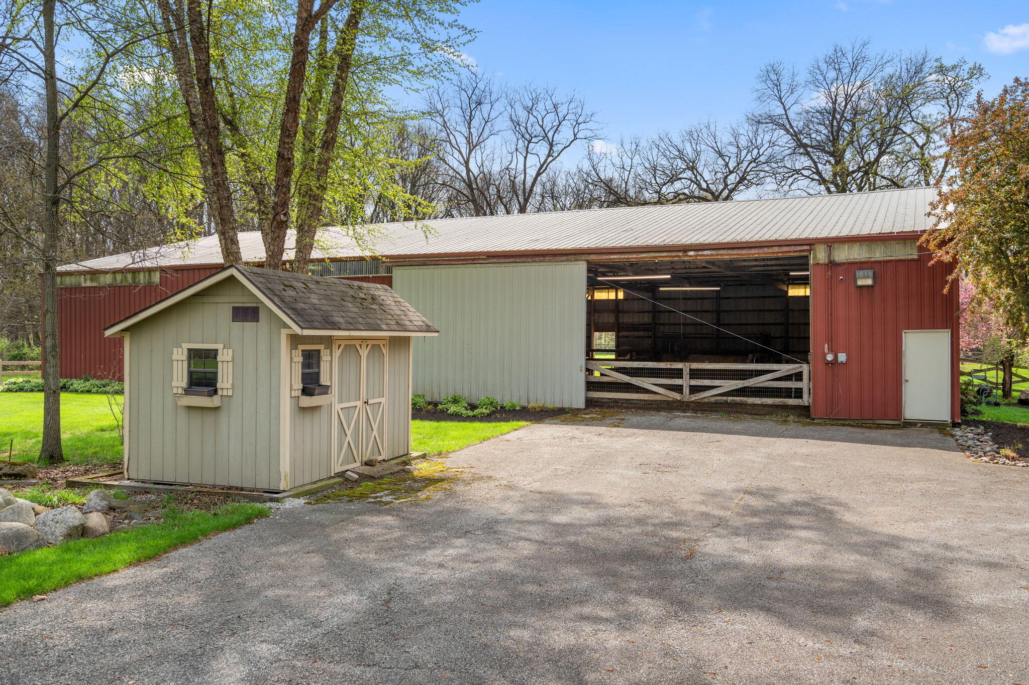 8 Smoke Road Valparaiso, IN 46385 - Photo 45 of 60 2048x1365