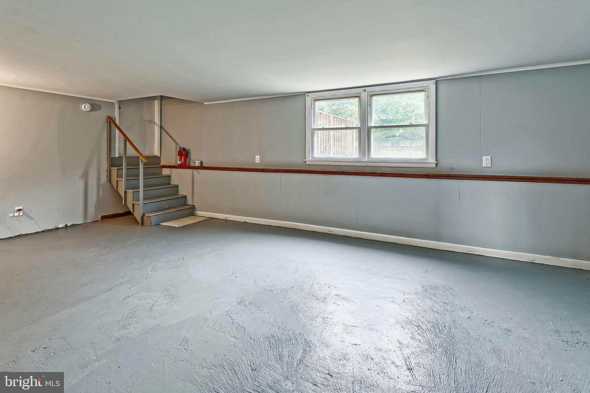 3176 Hance Bridge Road Vineland, NJ 08361 - Photo 19 of 24 a view of an empty room with a window