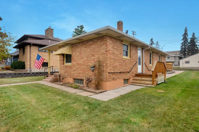 $199,000 | 805 8th Street North, Virginia, MN 55792