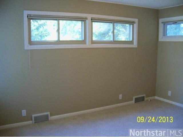 25760 Smithtown Road Shorewood, MN 55331 - Photo 9 of 17 Gallery Image 9