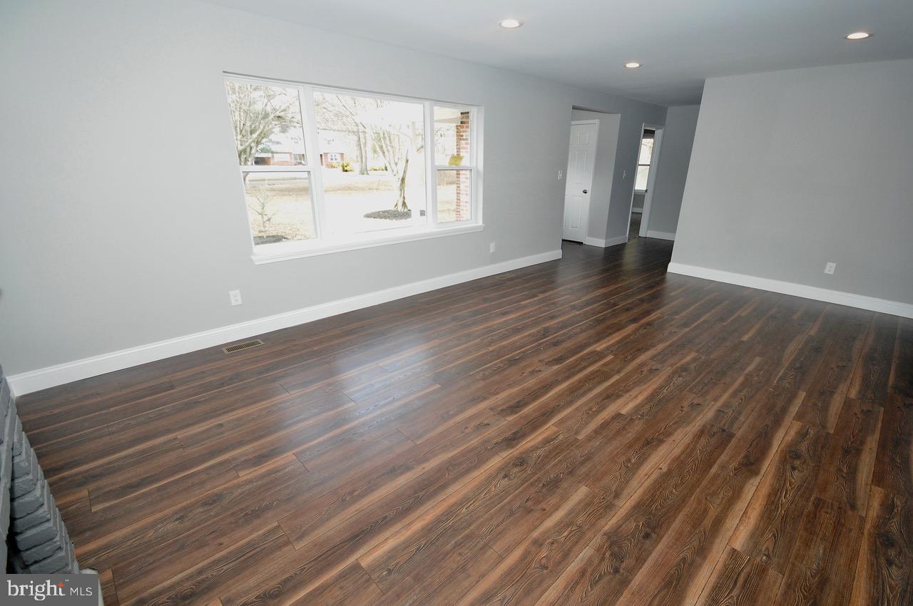 1418 Janvier Road Williamstown, NJ 08094 - Photo 18 of 43 Gallery Image 18