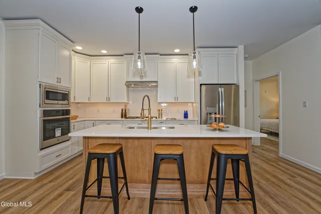 $675,000 | 145 C Bozenkill Road, Altamont, NY 12009