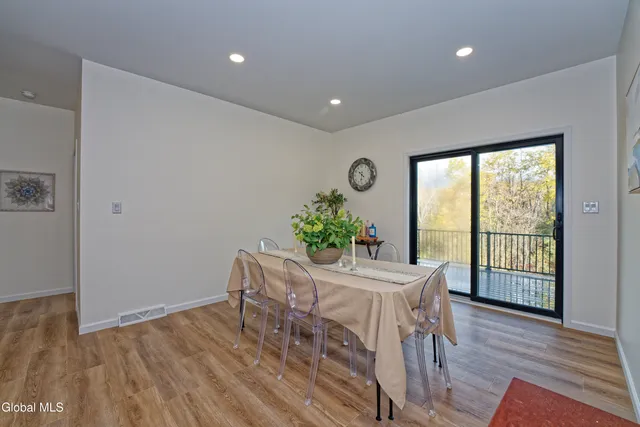 $675,000 | 145 C Bozenkill Road, Altamont, NY 12009