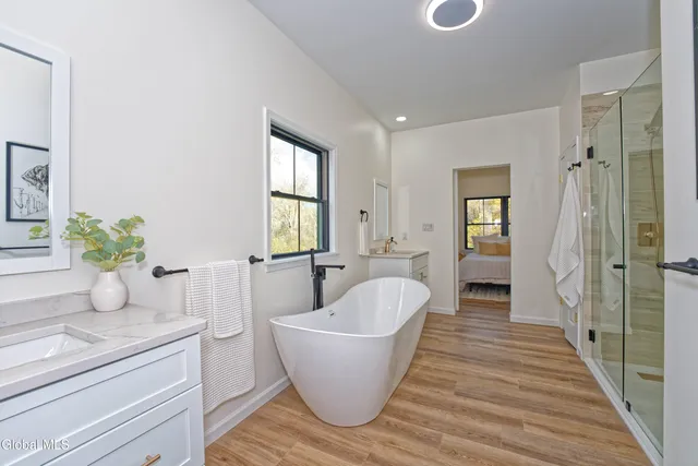 $675,000 | 145 C Bozenkill Road, Altamont, NY 12009