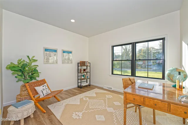 $675,000 | 145 C Bozenkill Road, Altamont, NY 12009