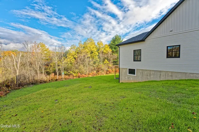 $675,000 | 145 C Bozenkill Road, Altamont, NY 12009