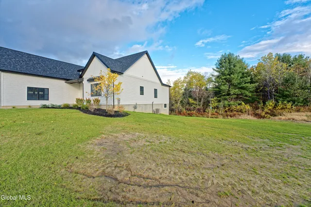 $675,000 | 145 C Bozenkill Road, Altamont, NY 12009