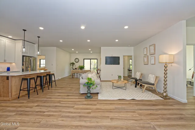 $675,000 | 145 C Bozenkill Road, Altamont, NY 12009