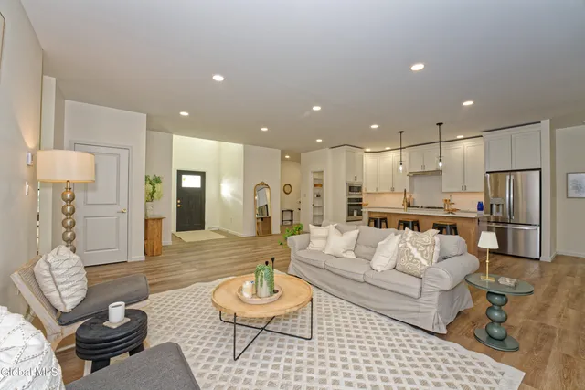 $675,000 | 145 C Bozenkill Road, Altamont, NY 12009