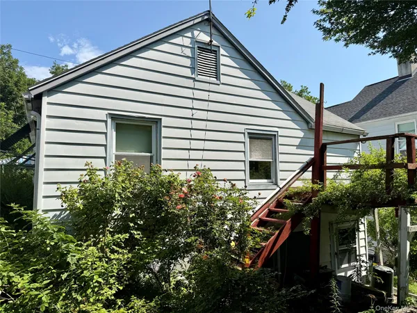 $335,000 | 22 Lafayette Avenue, Ossining, NY 10562