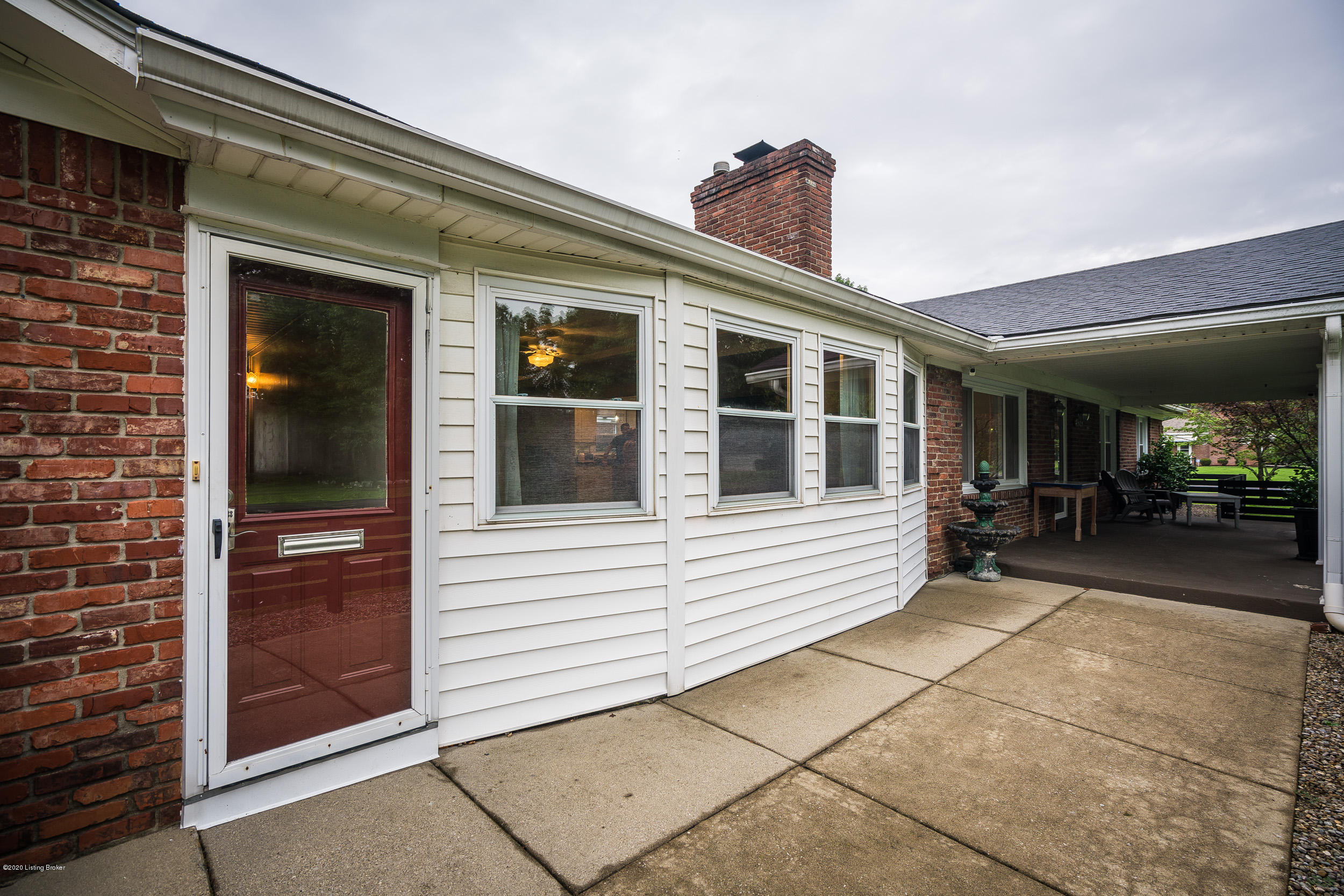 4303 Darbrook Road Louisville, KY 40207 - Photo 4 of 52 4303 Darbrook Road-07