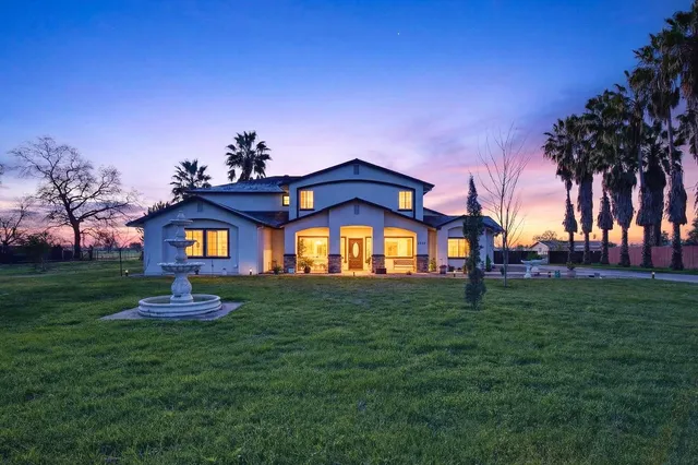 $1,925,000 | 12860 East Tokay Colony Road, Lodi, CA 95240