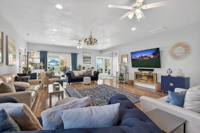 $1,925,000 | 12860 East Tokay Colony Road, Lodi, CA 95240