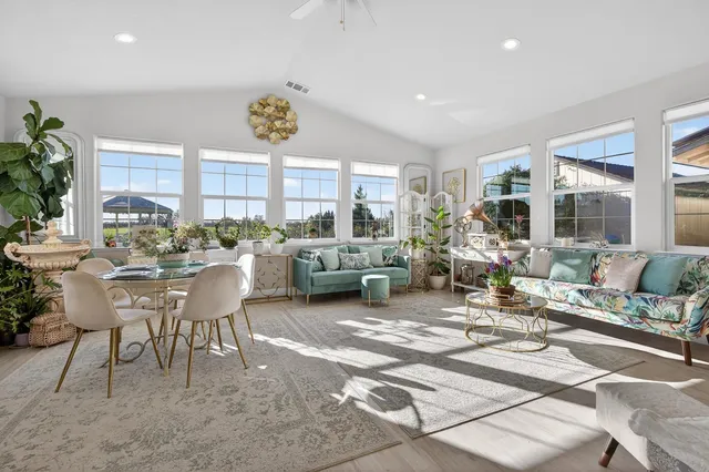 $1,925,000 | 12860 East Tokay Colony Road, Lodi, CA 95240