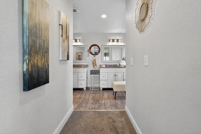 $1,925,000 | 12860 East Tokay Colony Road, Lodi, CA 95240